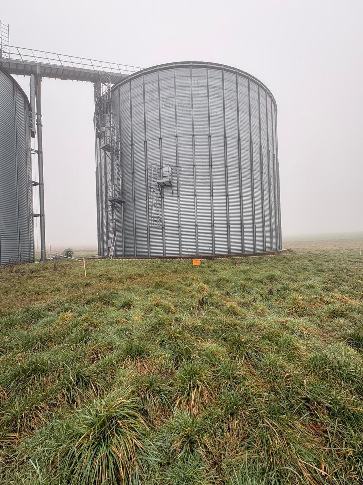 Silo céréalier, site industriel type accompagné par Agrosanit