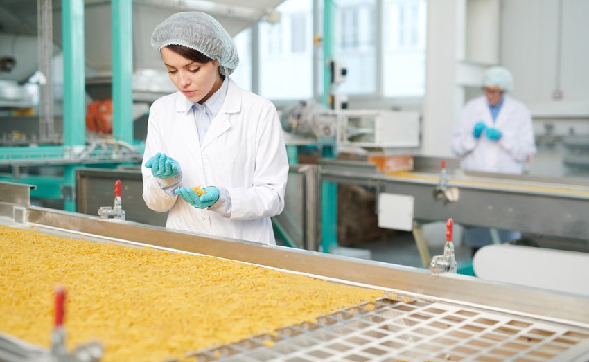Contrôle qualité sur une ligne de production agroalimentaire